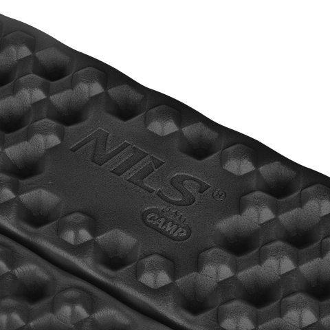 NC17105 KARIMATA KEMPINGOWA DO SIEDZENIA Z PODBICIEM ALUMINIOWYM +IXPE 40 CM CZARNA NILS CAMP