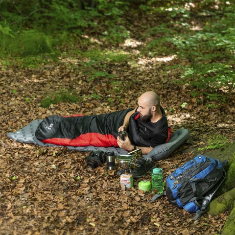 NC2012 CZARNO-CZERWONY ŚPIWÓR NILS CAMP