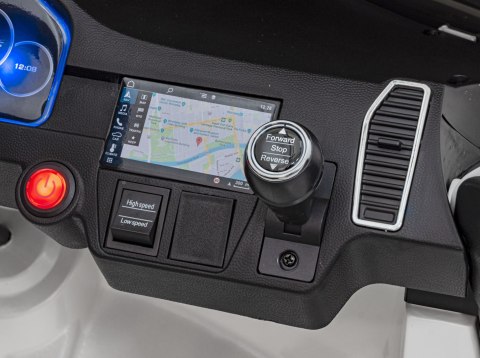 Porsche Cayenne S na akumulator dla dzieci Lakier Biały SUV + Pilot