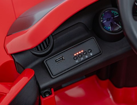 Pojazd RUF CTR3 Czerwony