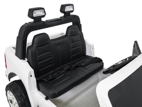 Pojazd RAM 3500 Biały