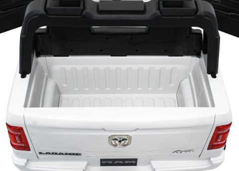 Pojazd RAM 3500 Biały