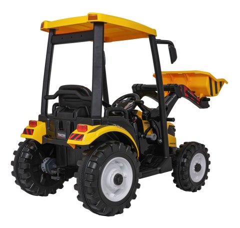 Pojazd MEGA Traktor D68 Z Przyczepką Żółty Pojazd MEGA Traktor D68 Z Przyczepką Żółty