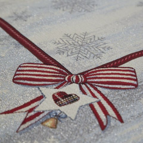 Obrus popielato, srebrny 140x180 cm gobelinowy z mieszanki włókien zdobiony wzorem świątecznym