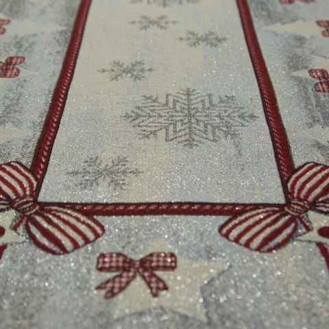 Bieżnik na stół popielato, srebrny 40x100 cm gobelinowy z mieszanki włókien zdobiony wzorem świątecznym