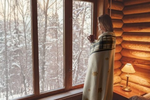 KOC ŚWIĄTECZNY ANGEL 200 X 220 CM BIAŁY