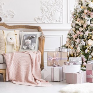 ŚWIĄTECZNA POSZEWKA KEVIN 40 X 40 CM BIAŁY