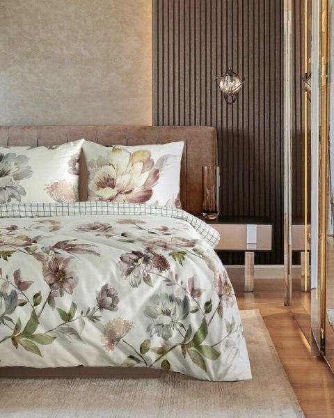 Pościel 160x200 cm bawełniana kolor biały, pudrowy z motywem kwiatowym ROSALIA Eurofirany Premium