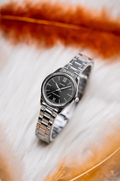 ZEGAREK DAMSKI CASIO LTP-V005D-1B2 (zd586k) + BOX