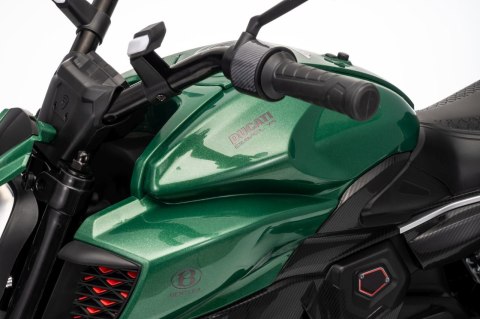 Pojazd Motor Ducati Diavel x Bentley Zielony