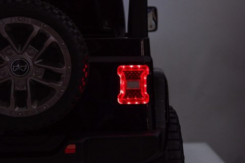 Pojazd Jeep Wrangler Rubicon LIFT Biały