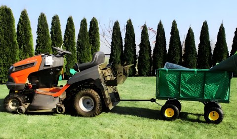 Wózek transportowy ogrodowy 400 kg do traktorka otwierane burty duże pompowane koła MultiGarden Wózek transportowy ogrodowy 400 kg do traktorka otwierane burty duże pompowane koła MultiGarden